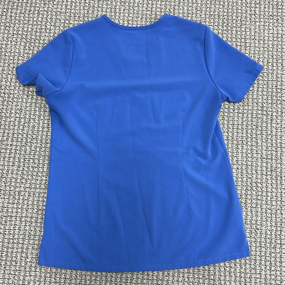 Figs Technical Collection Scrub Top - Picture 6 of 7